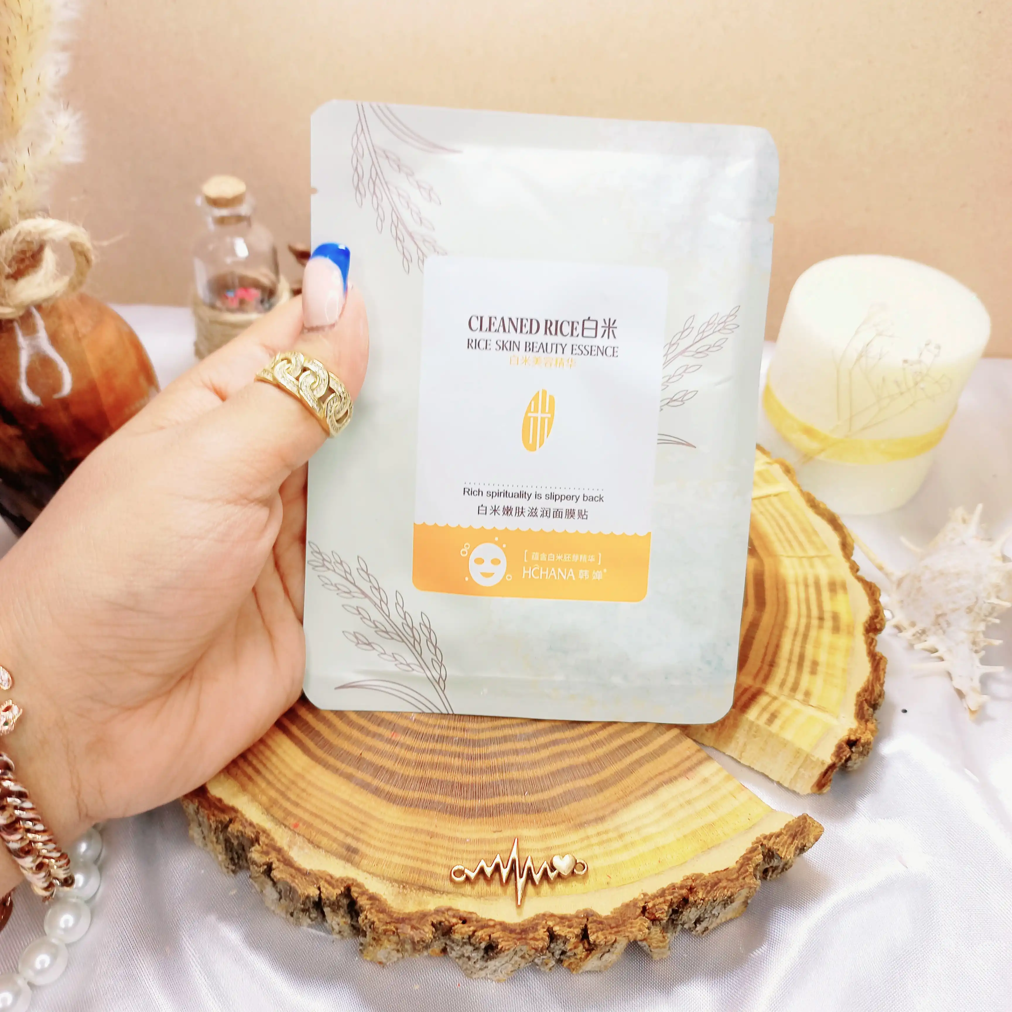 ماسک ورقه ای آبرسان برنج هچانا HCHANA |