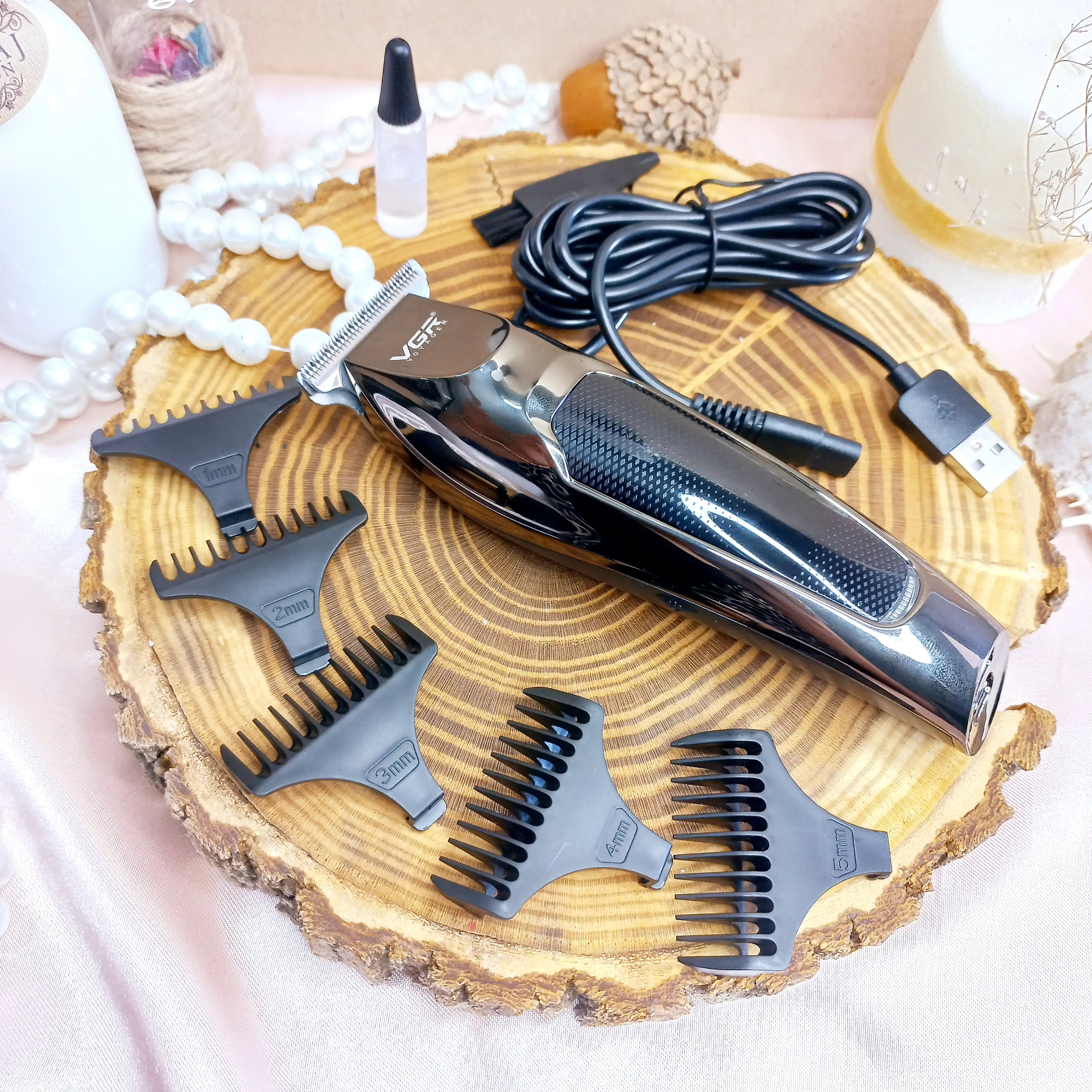 ماشین اصلاح موی سر و صورت وی جی ار مدل V-070