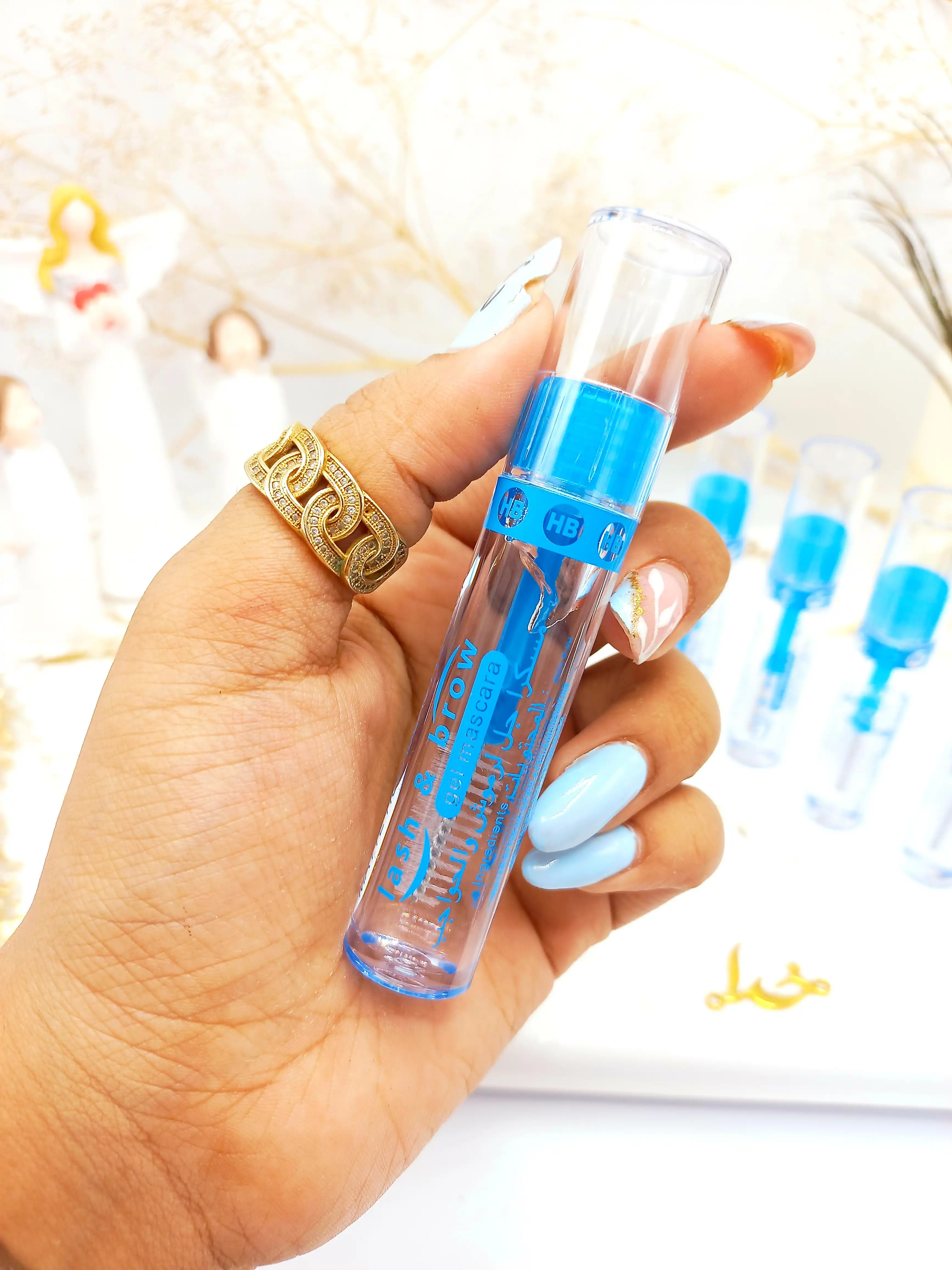 ژل حالت دهنده مژه و ابرو مات هدا بیوتی MATTE HUDA BEAUTY (آبی) کد M8466