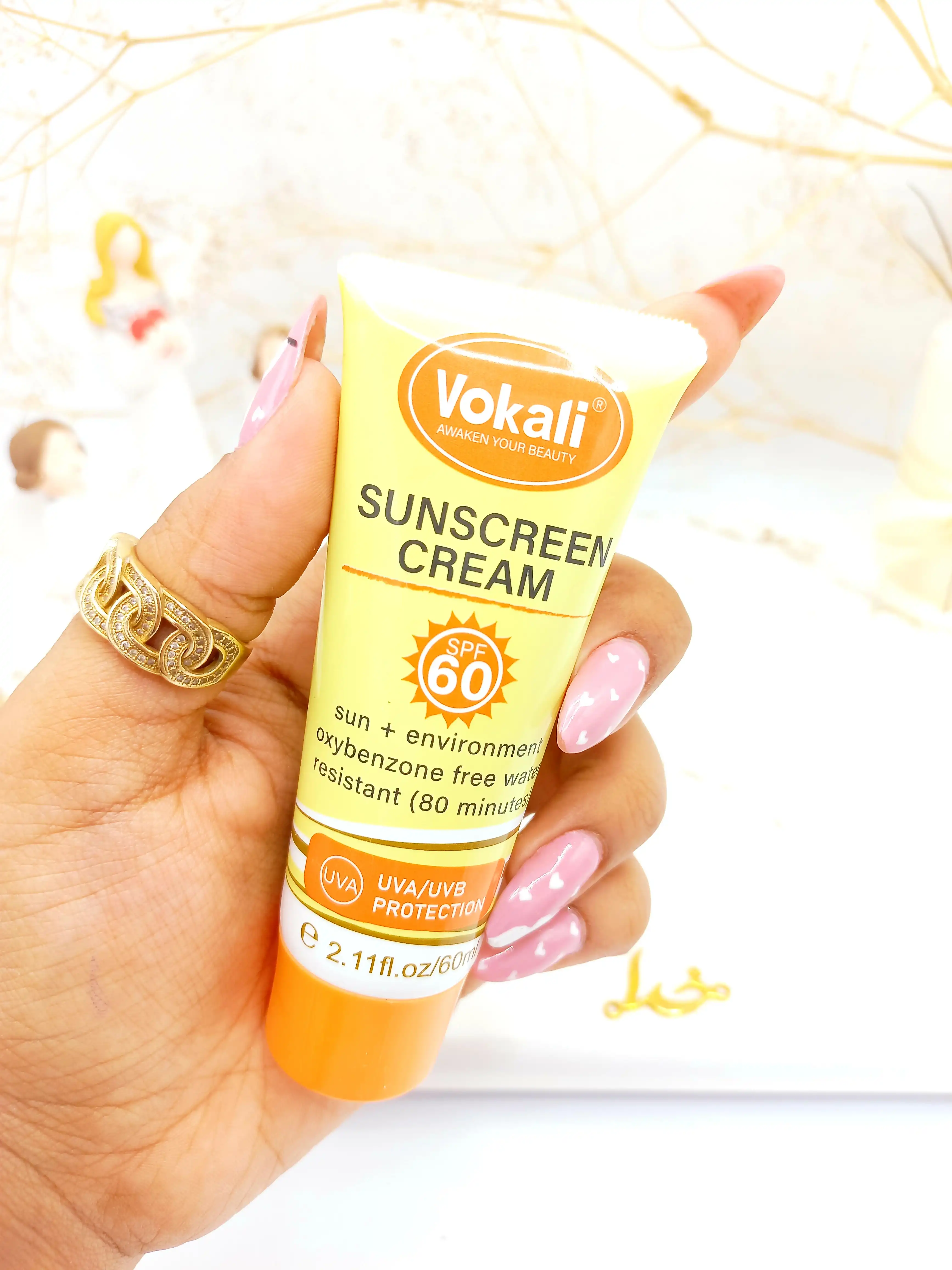 ضدآفتاب وکالی سان کدVokali Spf 60 کد cx7257