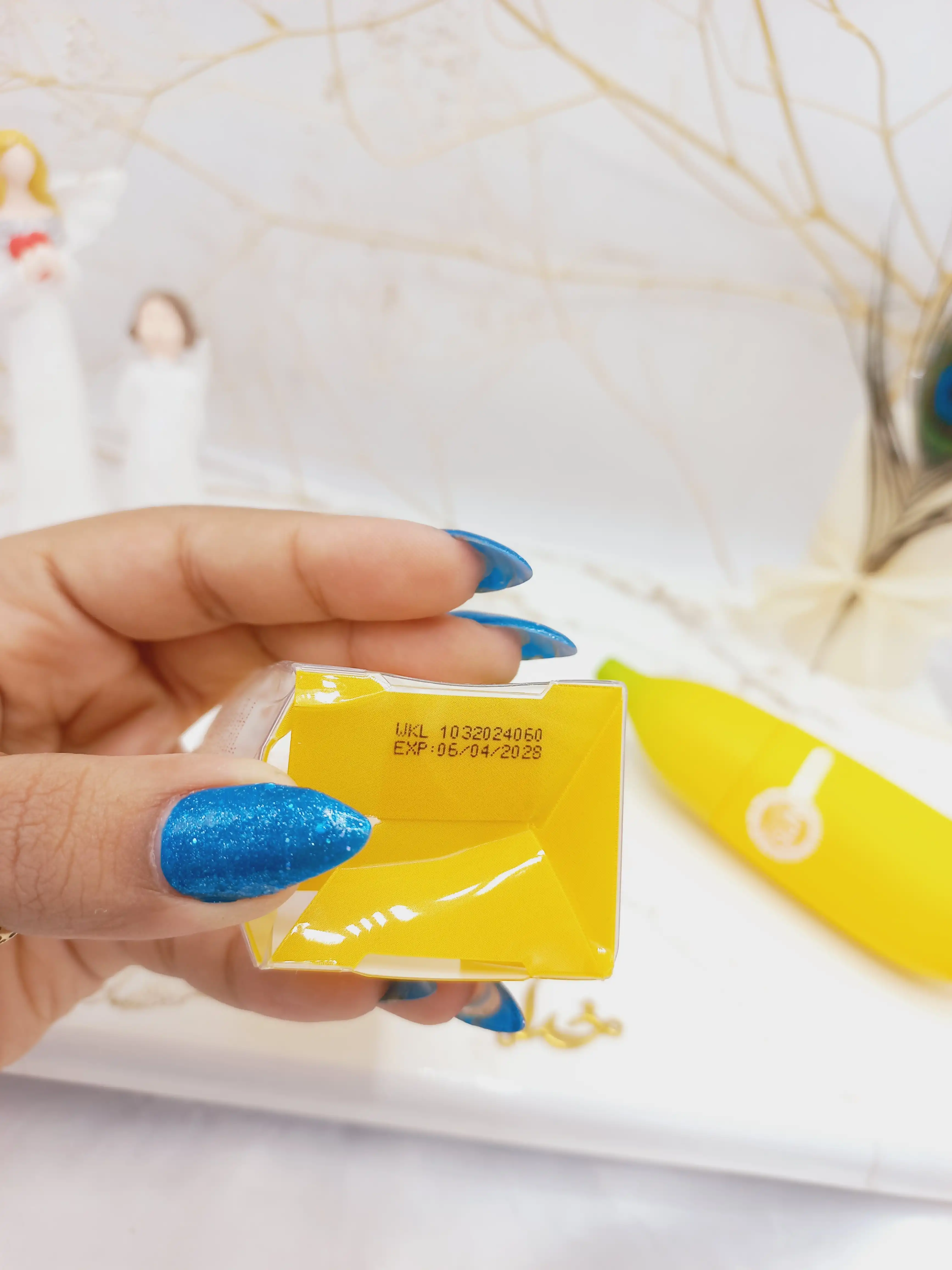 ضد آفتاب SPF90 مدل موز حجم 80 میل وکالی کد WKL328