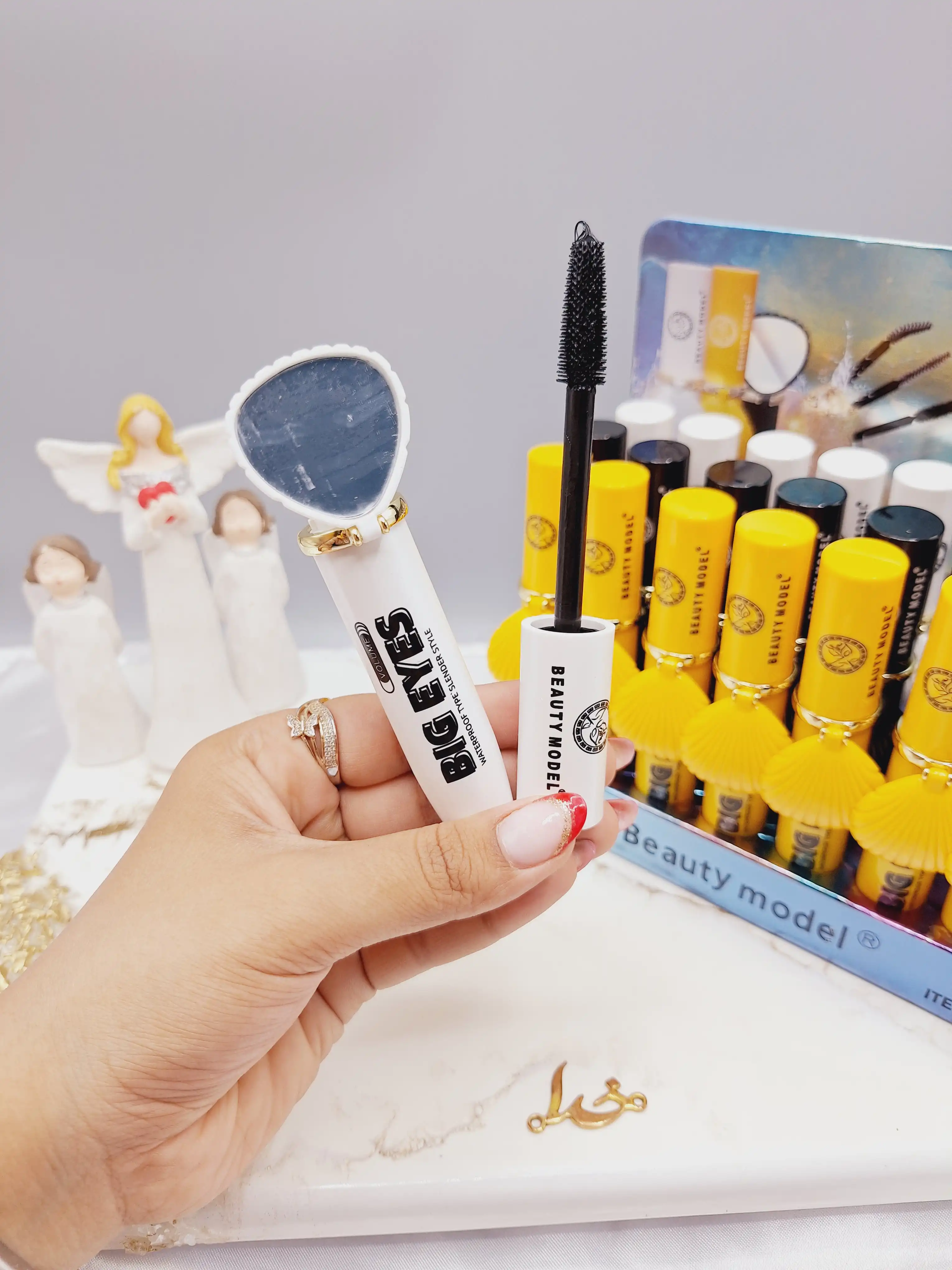 ریمل طرح صدف دریایی دارای سه فرچه مختلف برند Beauty model کد M007