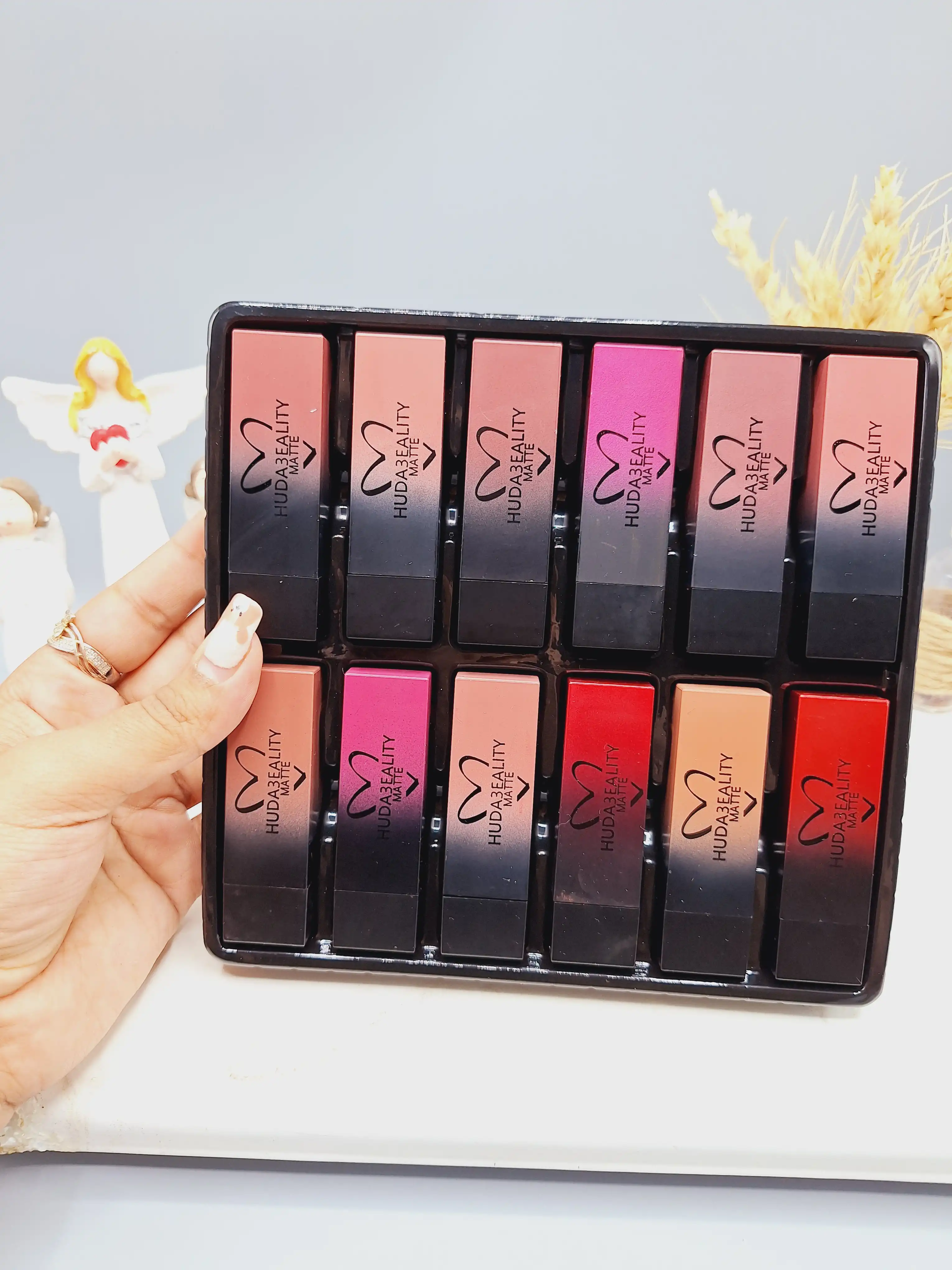 پک 12 تایی رژ لب جامد هدا بیوتی HUDA BEAUTY کد 859