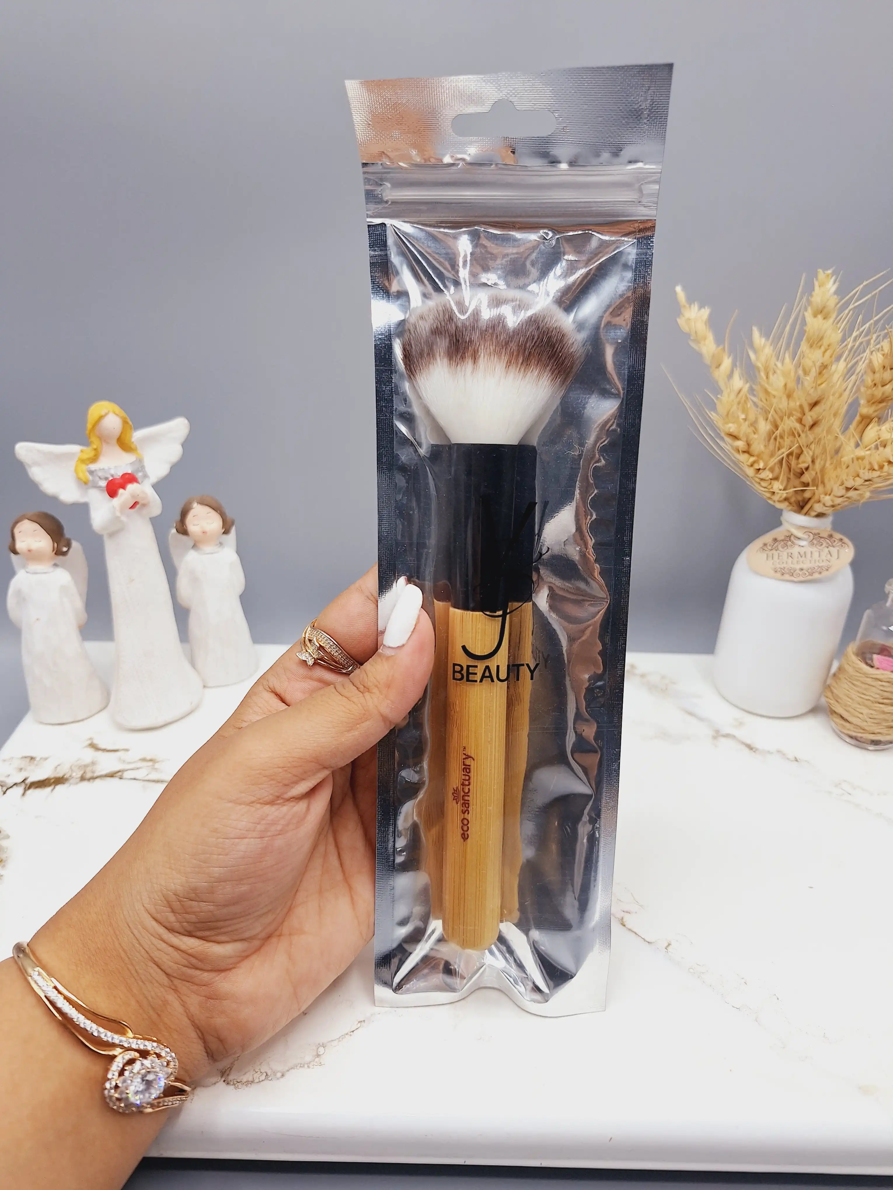 براش میکاپ برند BEAUTY دسته چوبی
