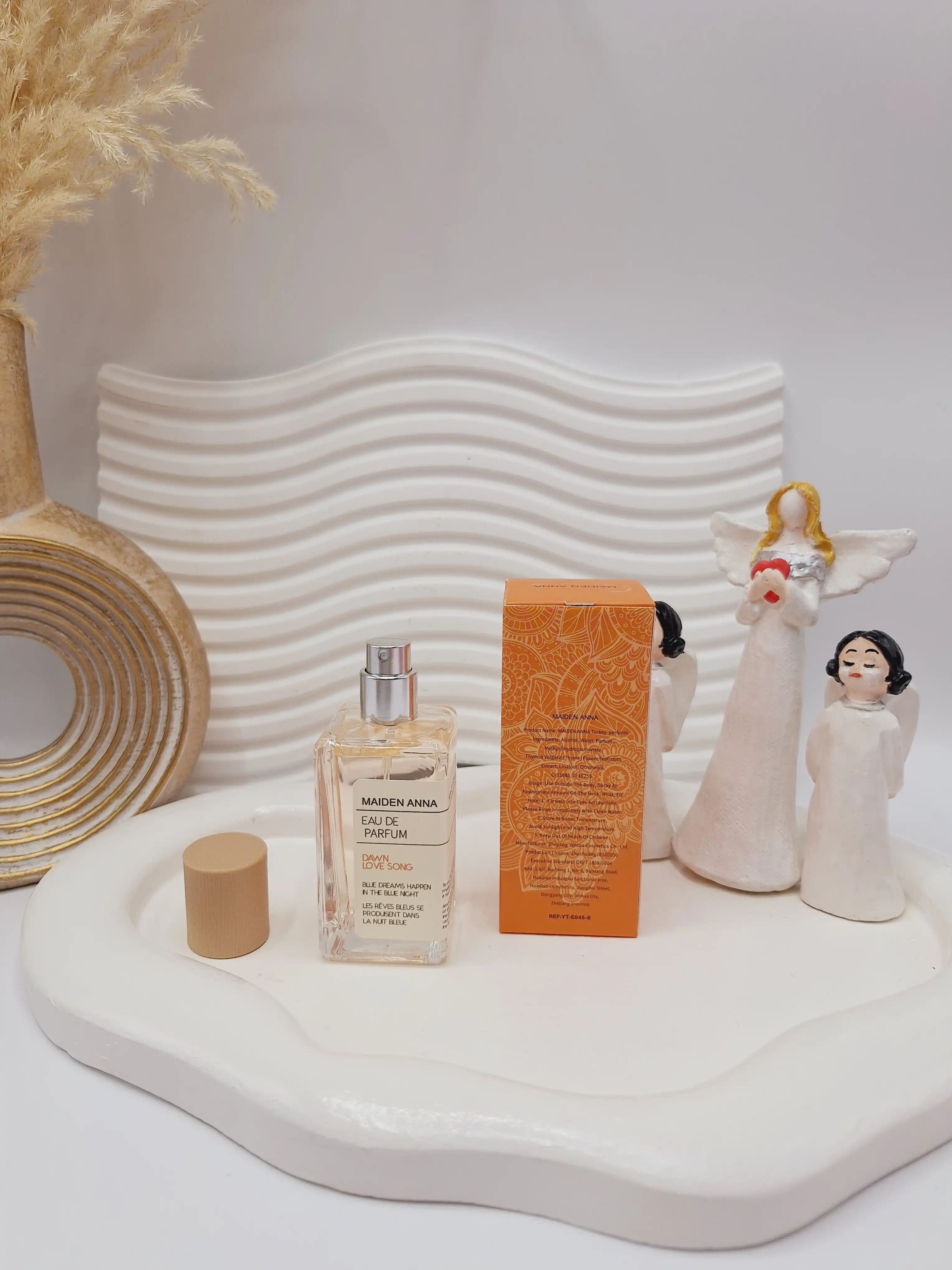 عطر بیکینی رایحه مشابه نارنگی (DAWN LOVE SONG) حجم 50 میل فوق العاده خوشبو با ماندگاری بالا ساخت ترکیه
