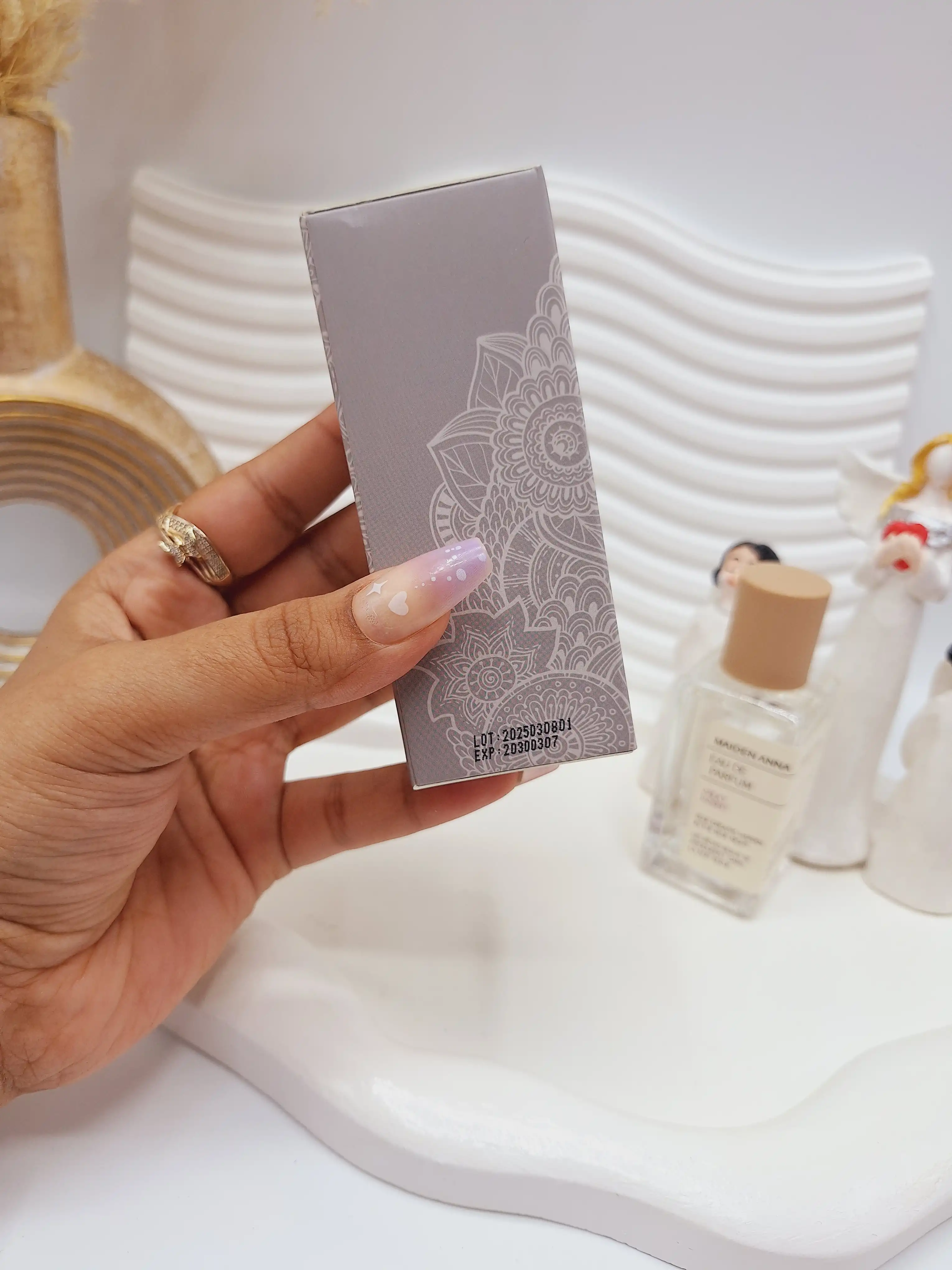 عطر بیکینی رایحه چوب دودی (MILKY RABBIT) حجم 50 میل فوق العاده خوشبو با ماندگاری بالا ساخت ترکیه