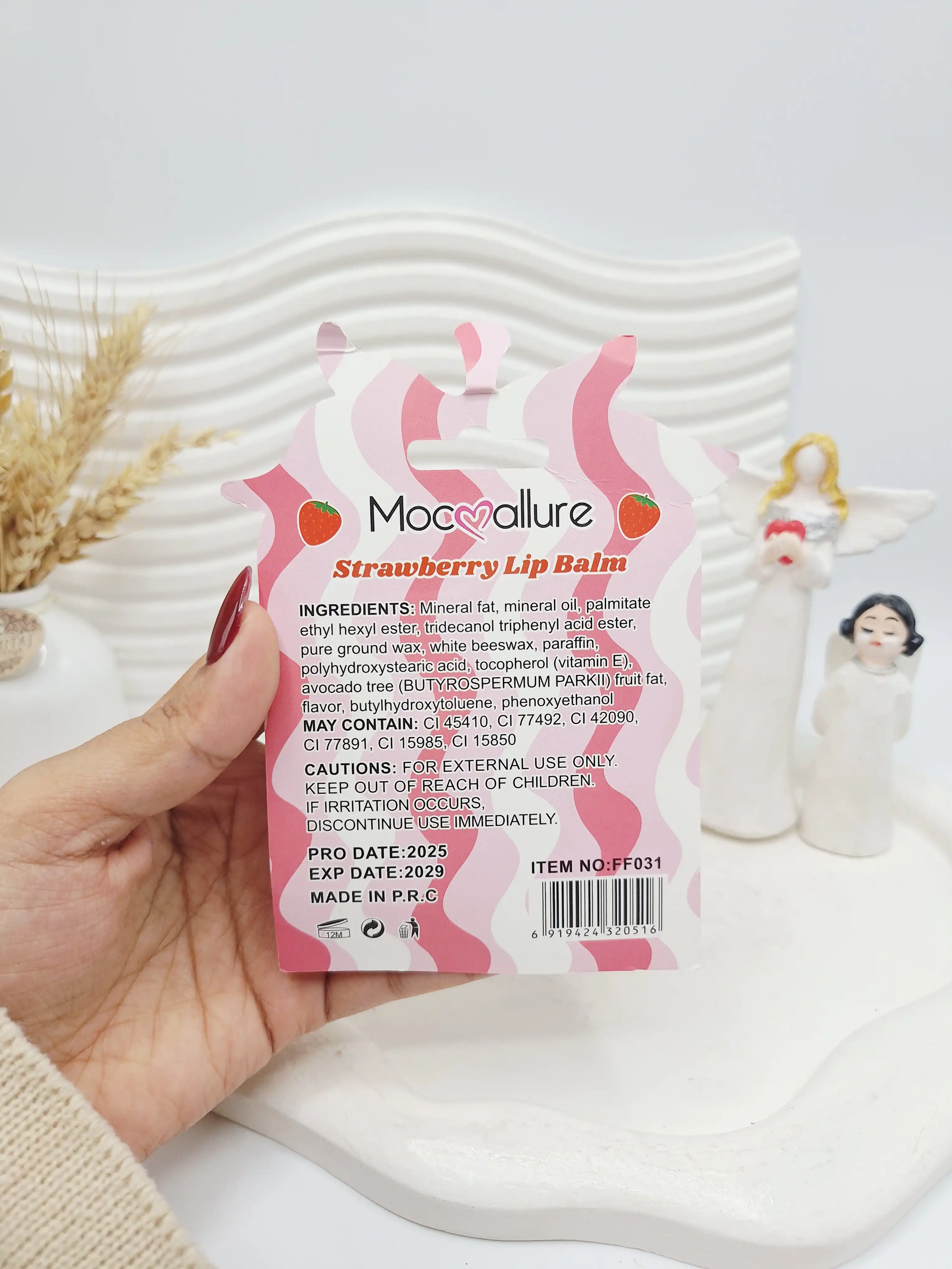 ست بالم لب و مرطوب کننده توت فرنگی برند Moccallure کد 031